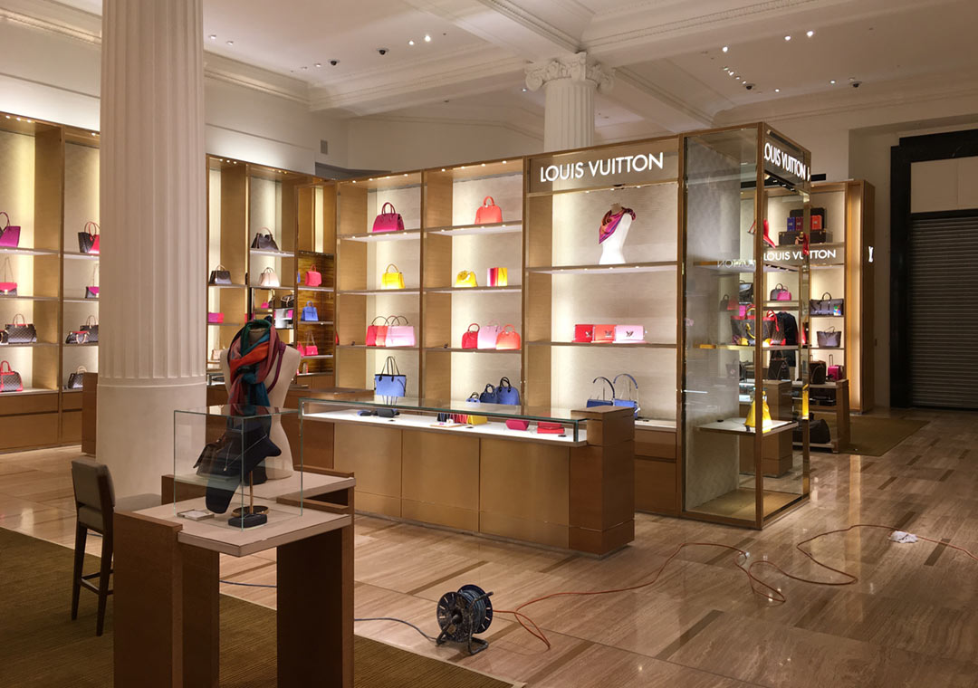 Louis Vuitton, 400 Oxford Street, London - Fashion Accessories